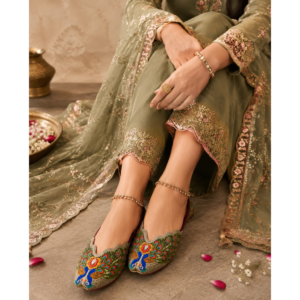 Mayura Rang Heritage Juttis