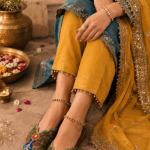 Mayura Rang Heritage Juttis